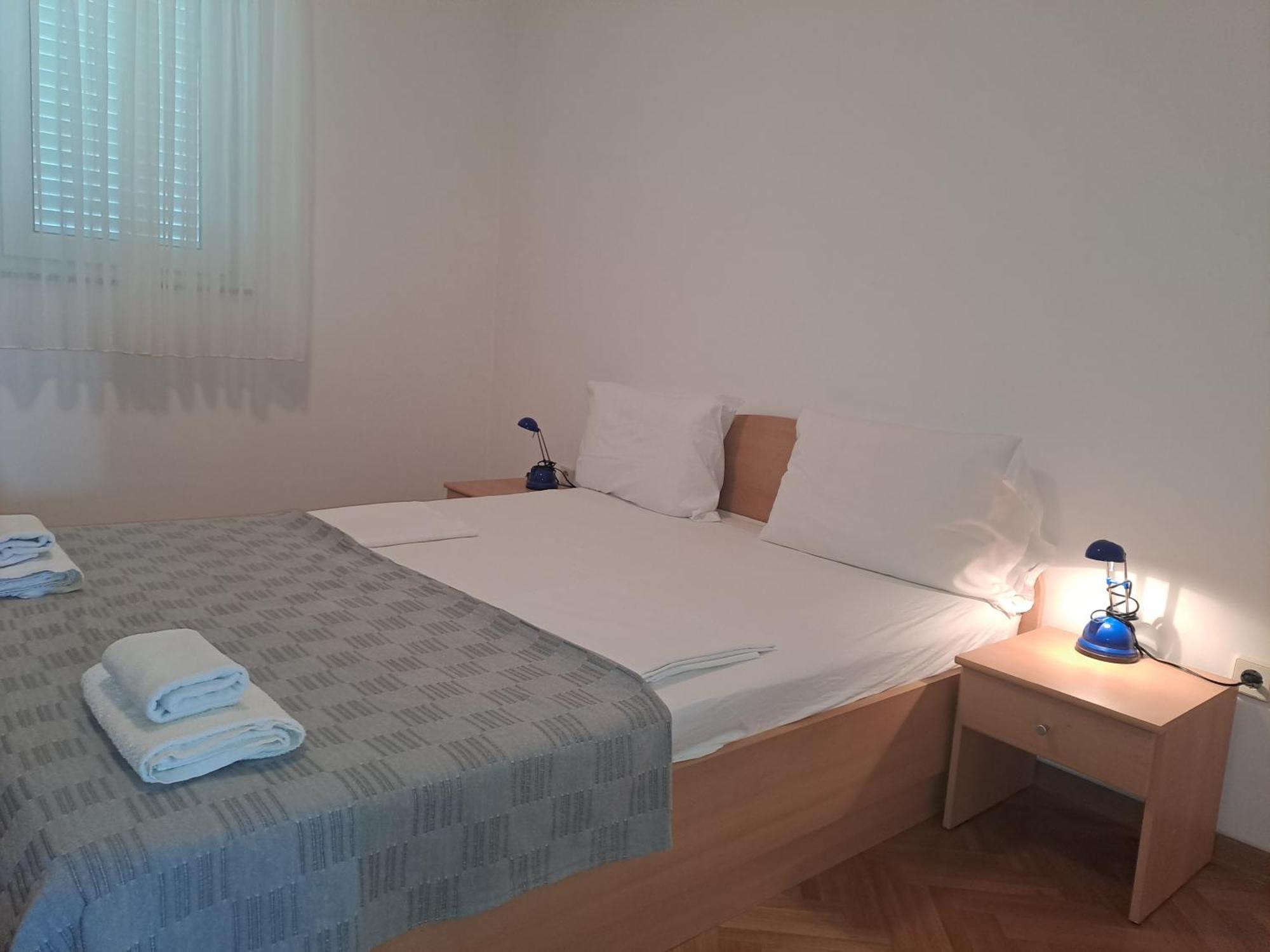 Apartman Zarok Lägenhet Baška Exteriör bild