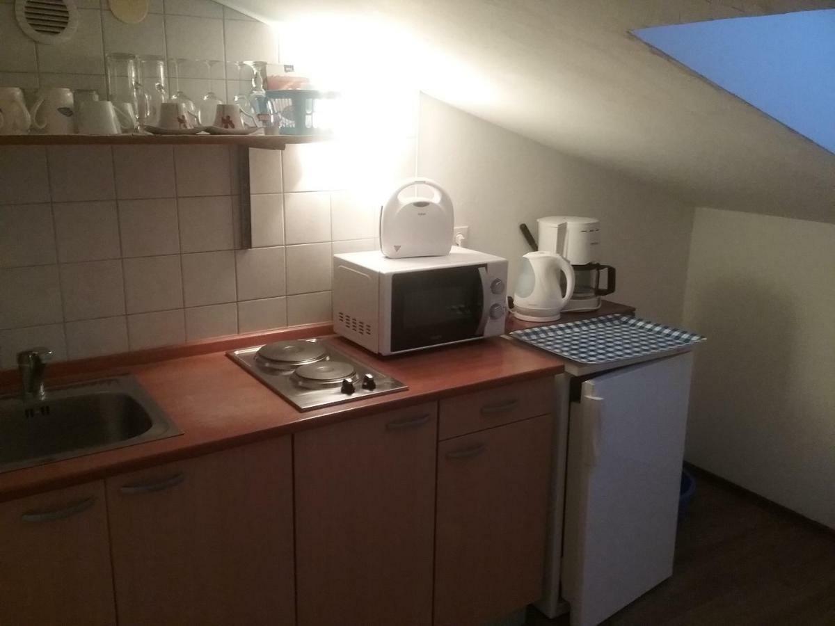 Apartman Zarok Lägenhet Baška Exteriör bild